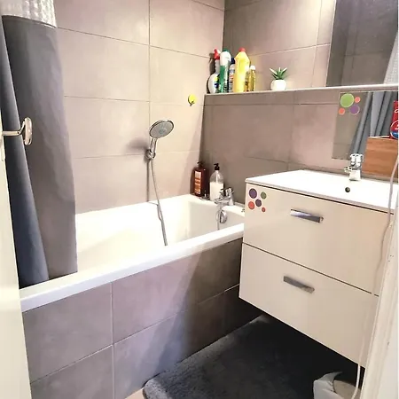 Grande De 16m2 Homestay